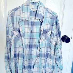 American Eagle Button-Down Plaid Shirt